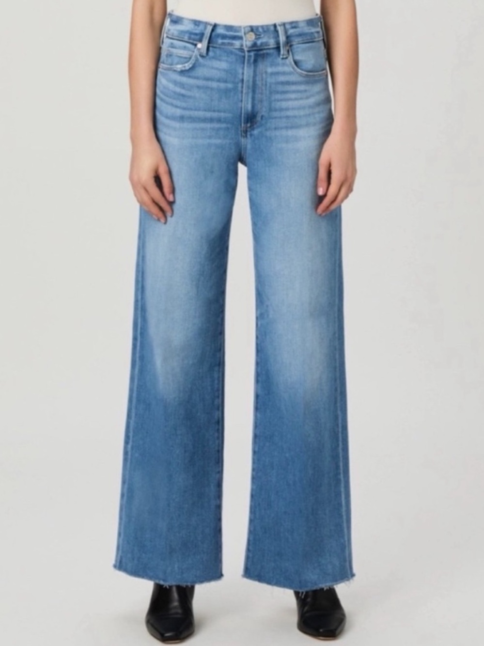 NWT PAIGE Anessa 31” High Rise Wide Leg Jeans in Mesmerize Sz 25 Raw Hem